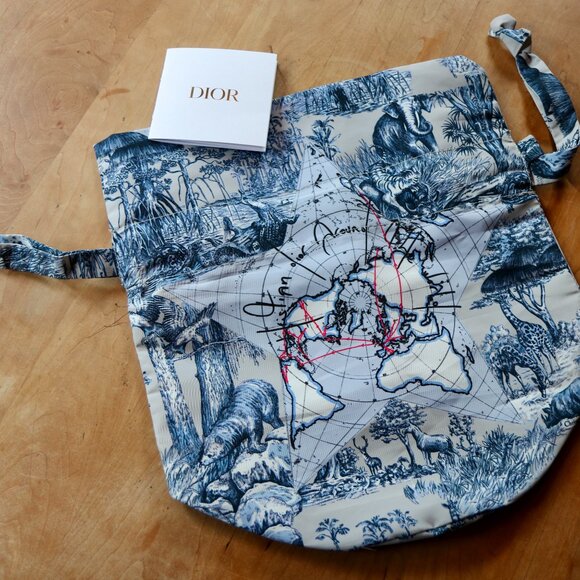 Dior Beauty Limited Edition Around The World Drawstring Pouch NWOT - Picture 4 of 8